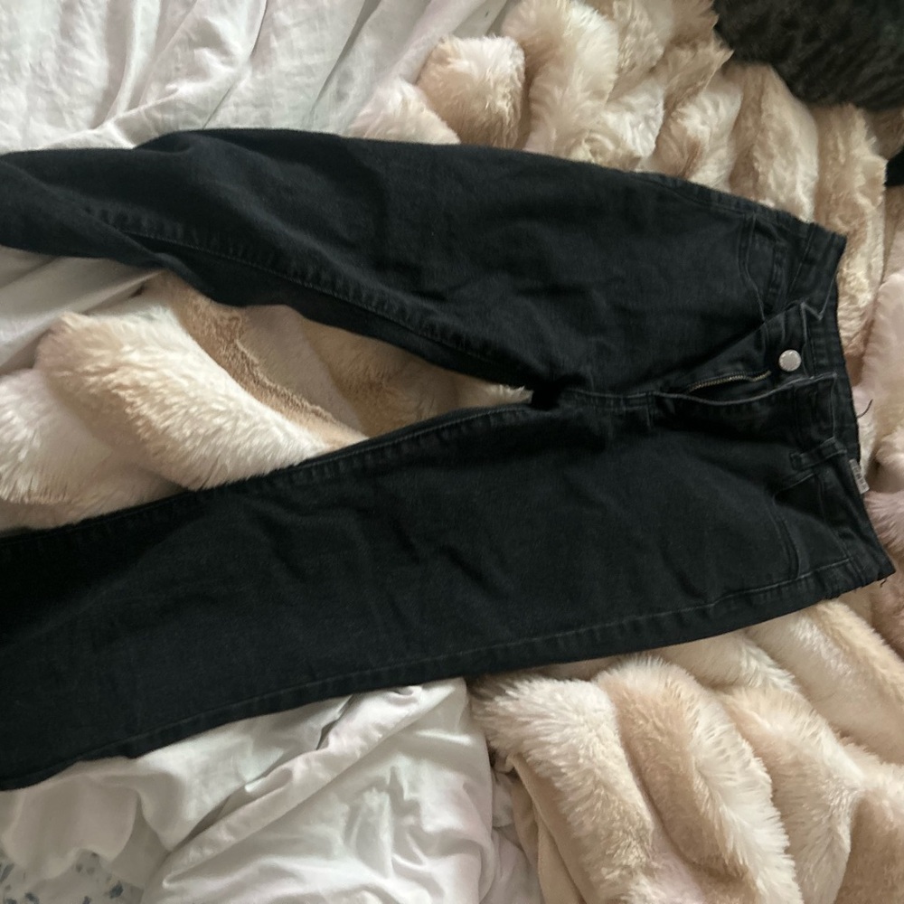 Stylish Black Boyfriend Jeans for Women